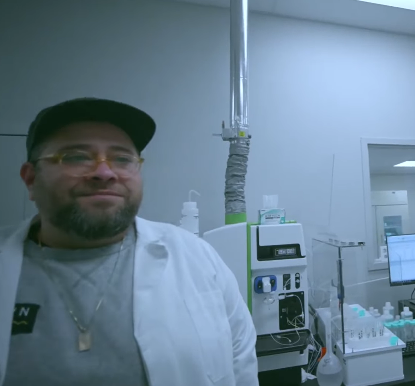 Daniel Simmonds with Iron Chef Jose Garces in kitchen demonstration
